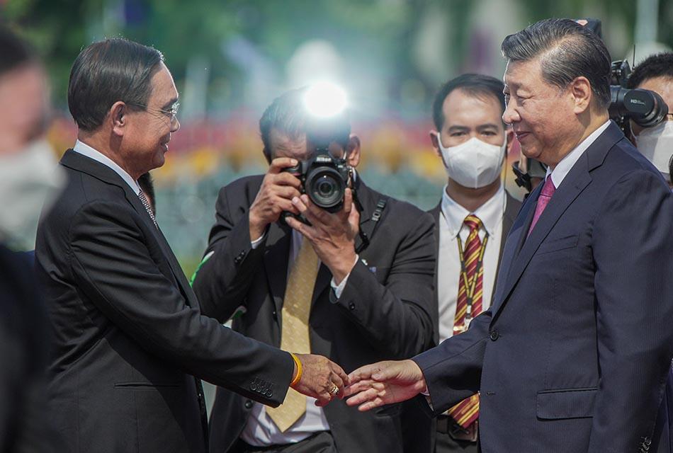 Prayut-Xi-Jinping-Thailand-China-Relationship-SPACEBAR-Thumbnail