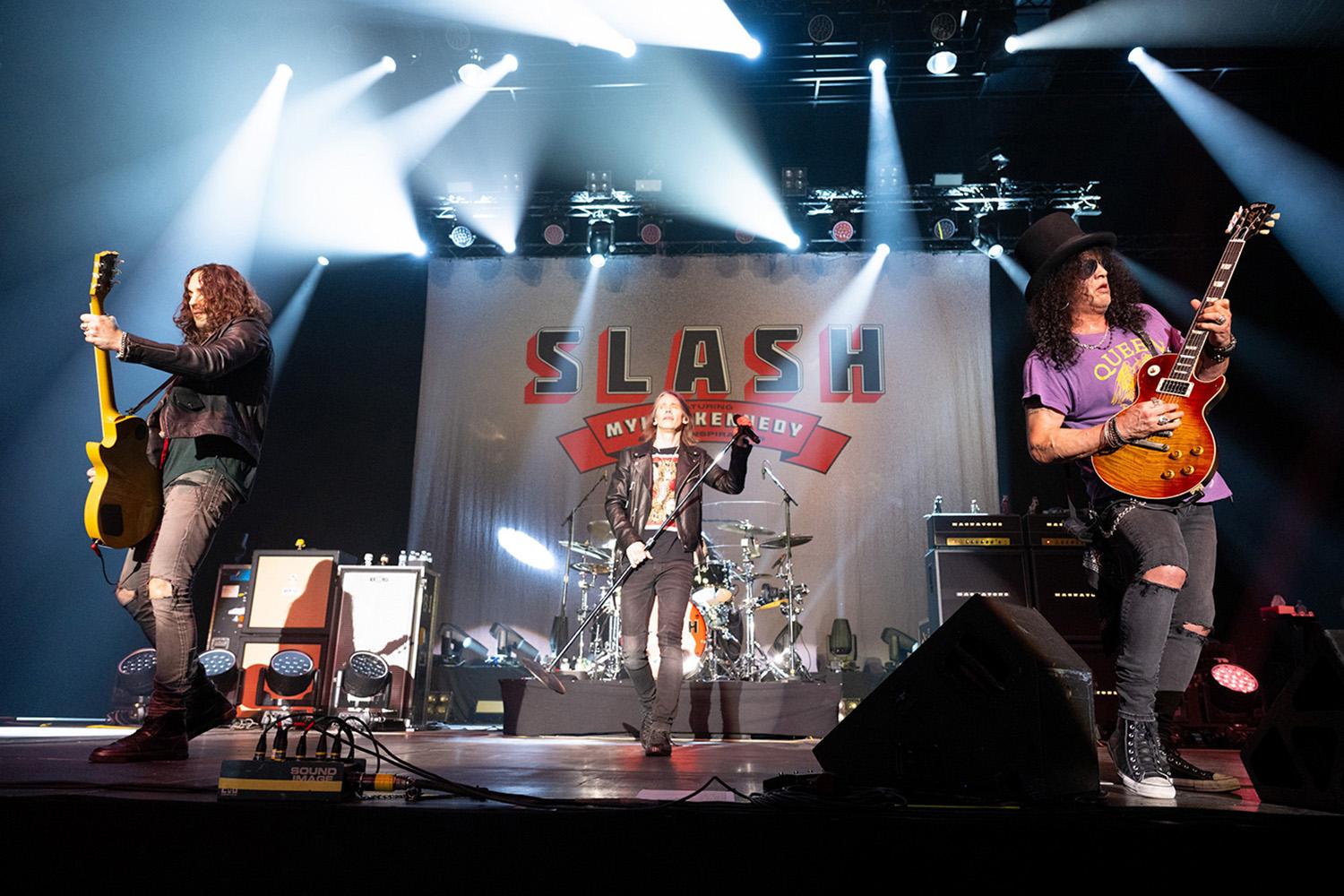 Review-Slash-featuring-Myles-Kennedy-and-The-Conspirators-Edit-SPACEBAR-Hero.jpg