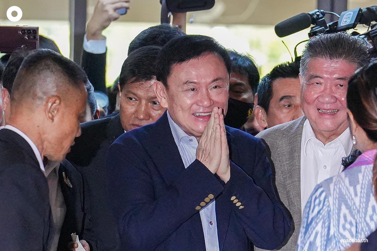 Thaksin-Comeback-Pheuthai-Party-SPACEBAR-Photo03.jpg