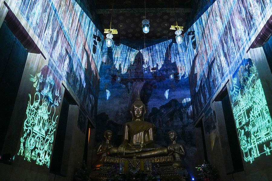 https://images.ctfassets.net/i3o8p9lzd06f/5zEUY3sA3HltxnKQMSAPRf/161c3678ad46b6ccfd489b9b3af212bc/Unfolding-Bangkok-Hidden-Temple-SPACEBAR-Photo09