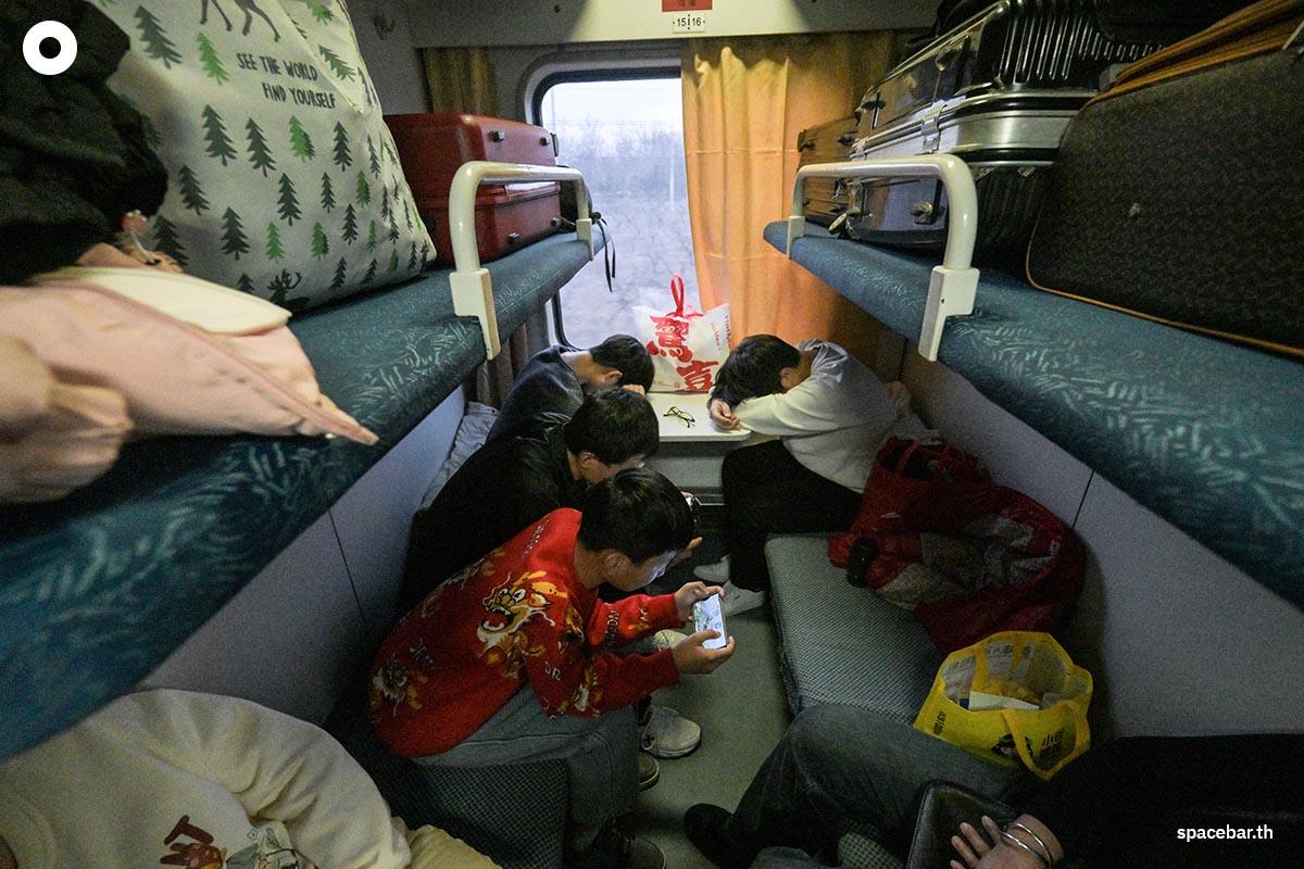 beijing-empties-out-as-migrants-head-home-first-real-cny-SPACEBAR-Photo01.jpg