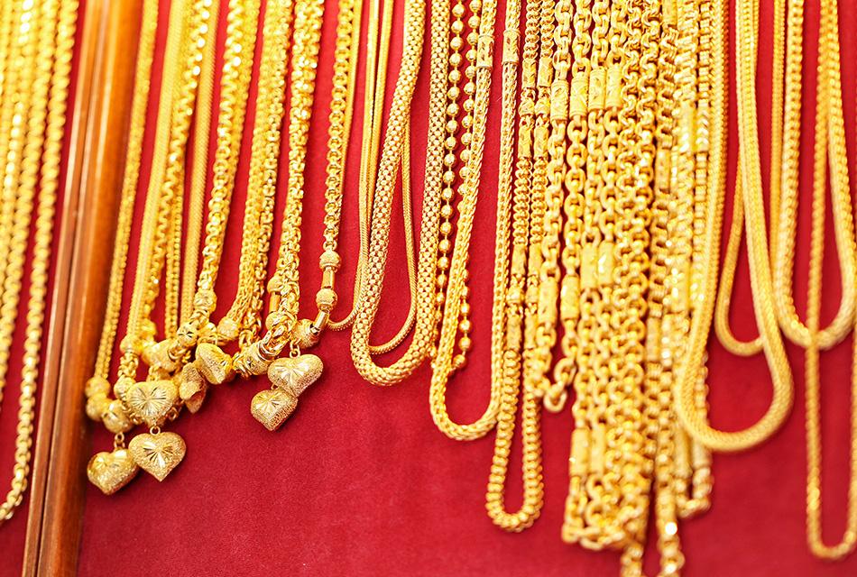economic-price-gold-jewelry-SPACEBAR-Thumbnail.jpg