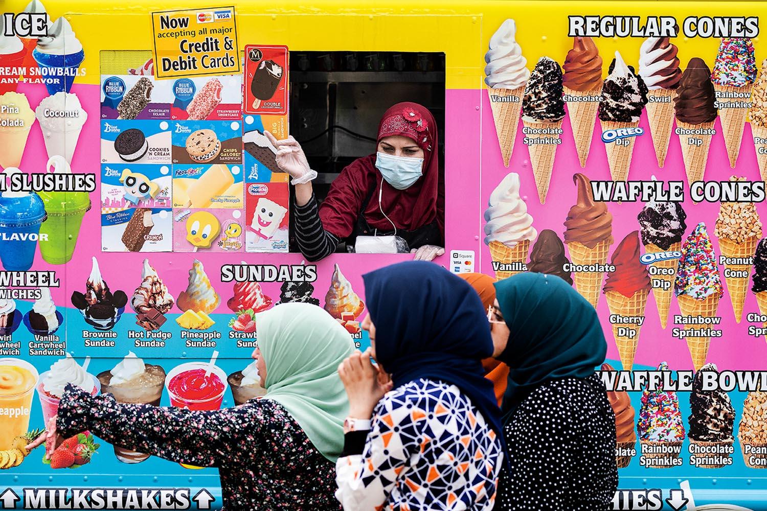 gaza-using-ice-cream-trucks-store-bodies-SPACEBAR-Hero.jpg