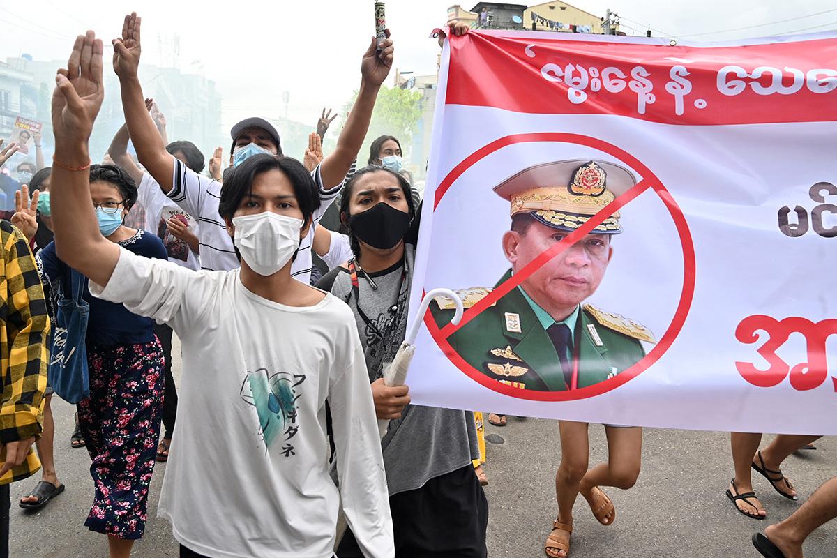 military-conscription-sparks-furious-backlash-in-myanmar-SPACEBAR-Photo03.jpg
