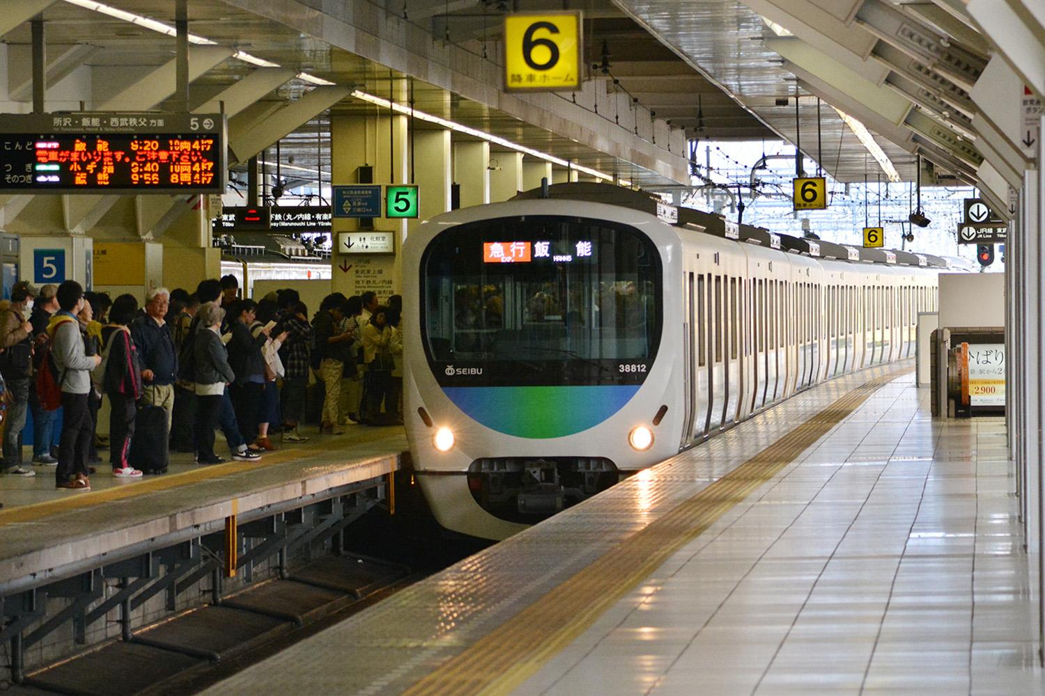 seibu-railway-develop-high-tech-less-lost-translation-foreigners-SPACEBAR-Hero.jpg