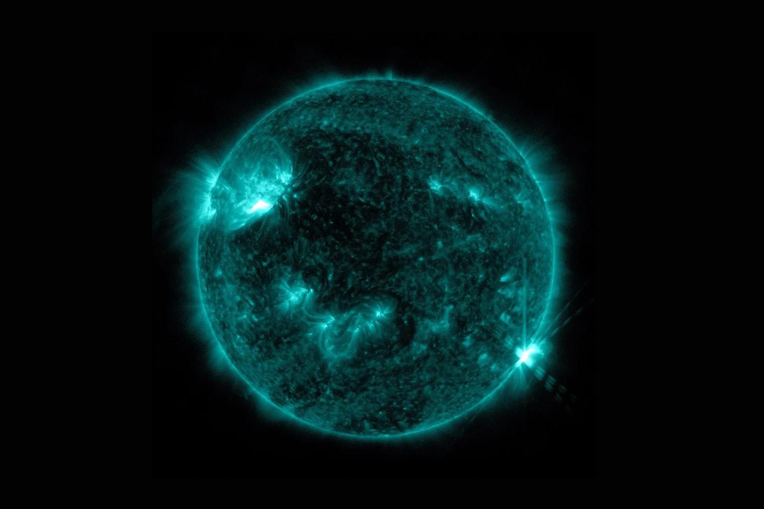 sun-blasted-out-4-eruptions-same-time-plasma-hurtling-toward-earth-SPACEBAR-Hero.jpg