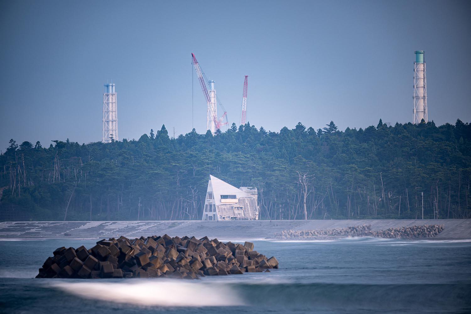 three-meter-tsunami-recorded-japan-nuclear-plant-quake-SPACEBAR-Hero.jpg