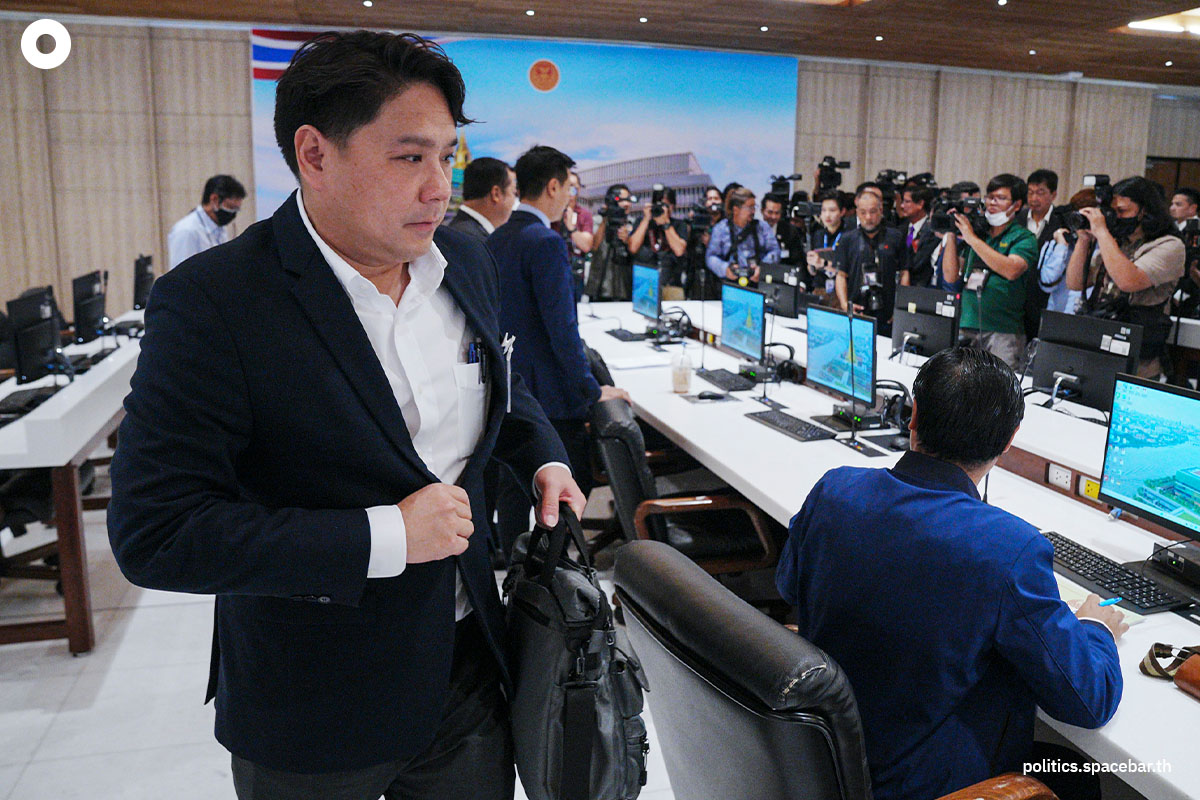 8_Parties_Meeting_Before_Vote_PM_Phumtham_Wechayachai_Comfirm_Only_Plan_Vote_Pita_to_be_PM_SPACEBAR_Photo06_30f732646b.jpeg