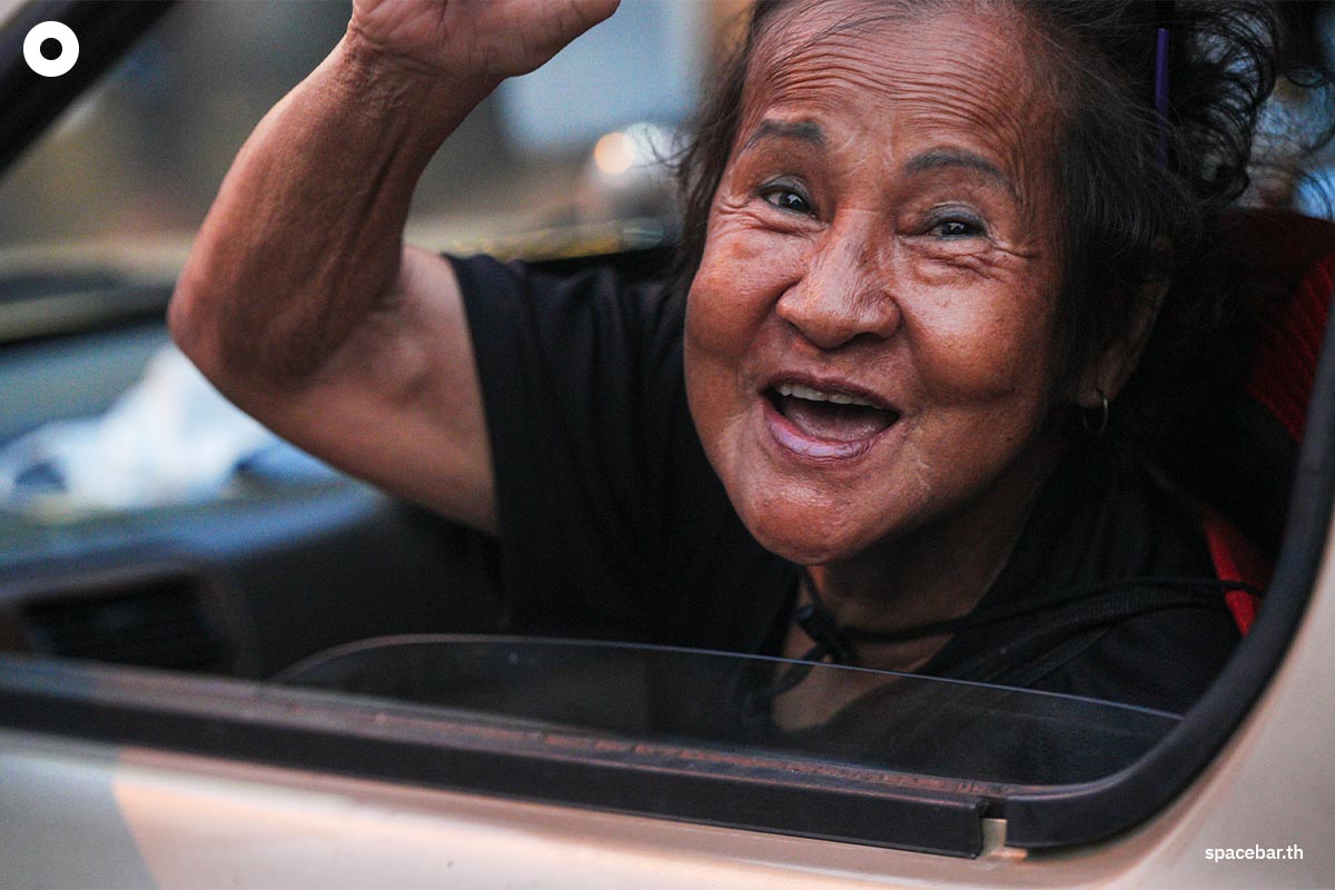 Aunt_Luck_Pao_Fanclub_SPACEBAR_Photo02_68dd84e5b4.jpeg