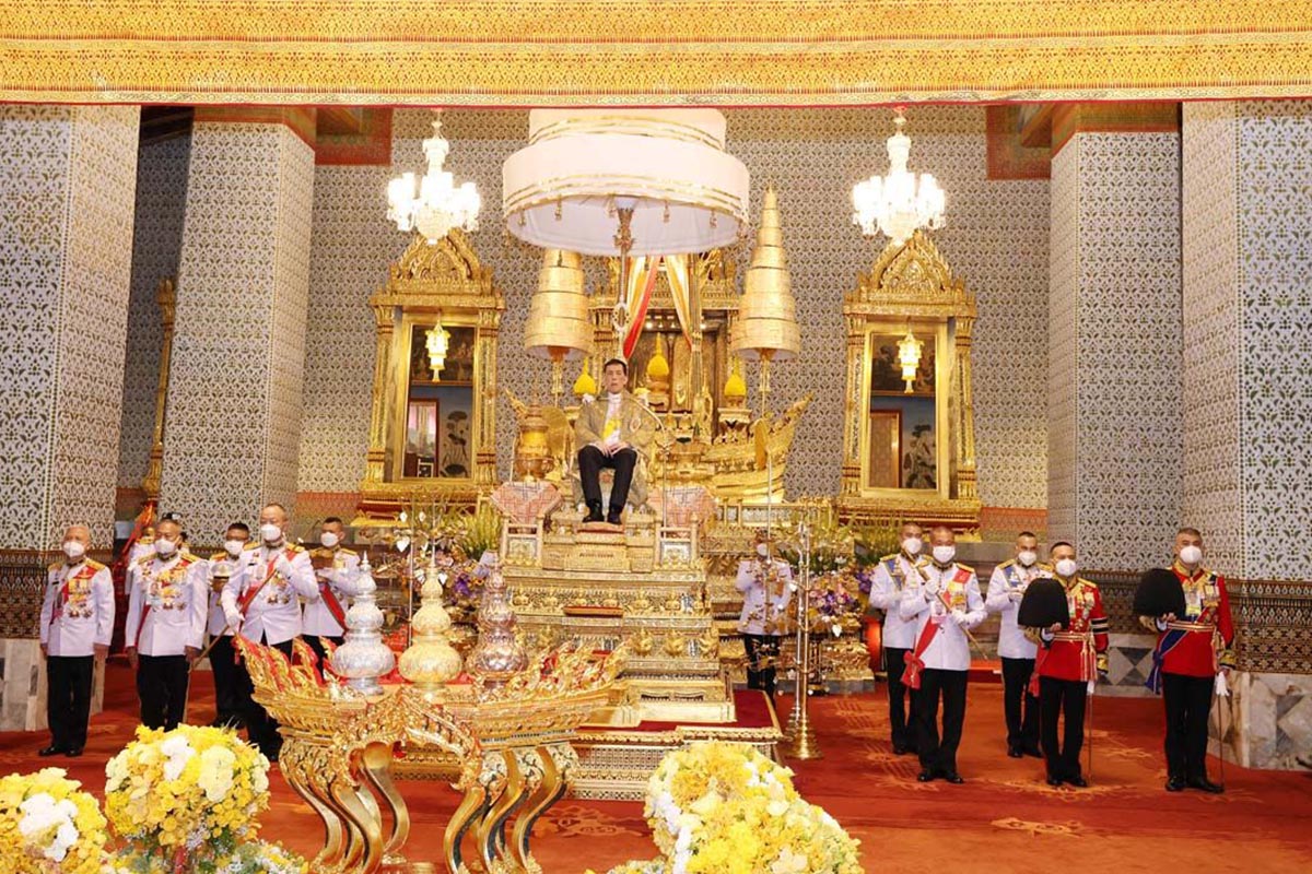 Celebration_His_Majesty_King_Vachiralongkorn_SPACEBAR_Photo04_9c7f2505c0.jpg