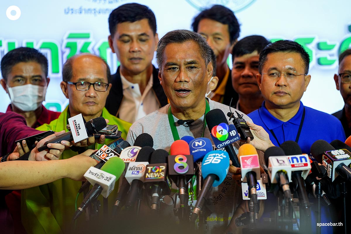 Chairman_of_the_Election_Commission_Senate_selection_field_Bangkok_SPACEBAR_Photo00_9dd18fd654.jpg
