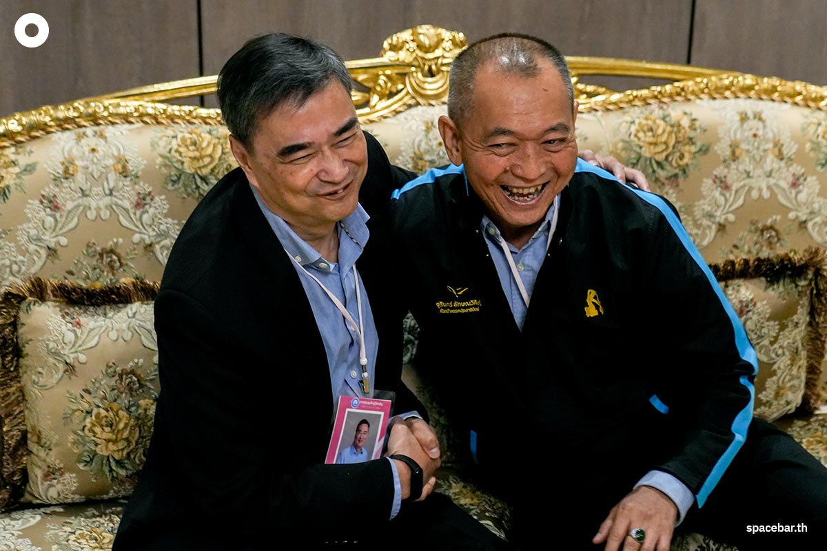 Chalermchai_Abhisit_talks_about_election_Democrat_Party_leader_SPACEBAR_Photo00_c840aec140.jpg