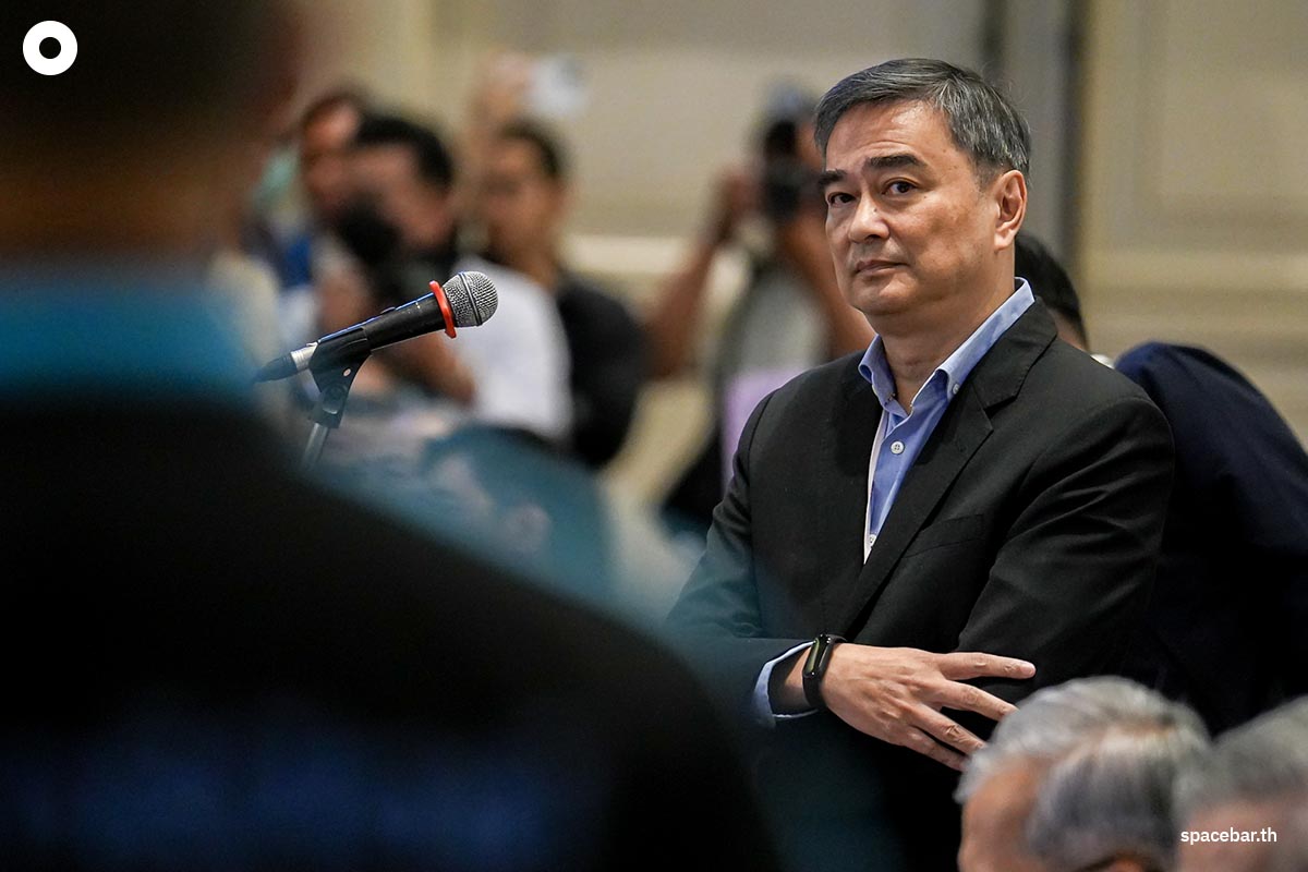 Chalermchai_Abhisit_talks_about_election_Democrat_Party_leader_SPACEBAR_Photo02_67f4b0487c.jpg