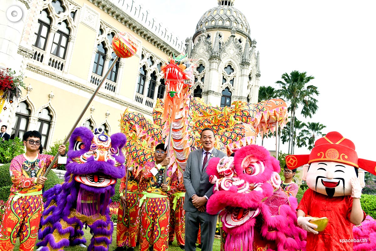 Chinese_New_Year_organizing_group_meets_Prime_Minister_SPACEBAR_Photo00_62a76e9b11.jpg