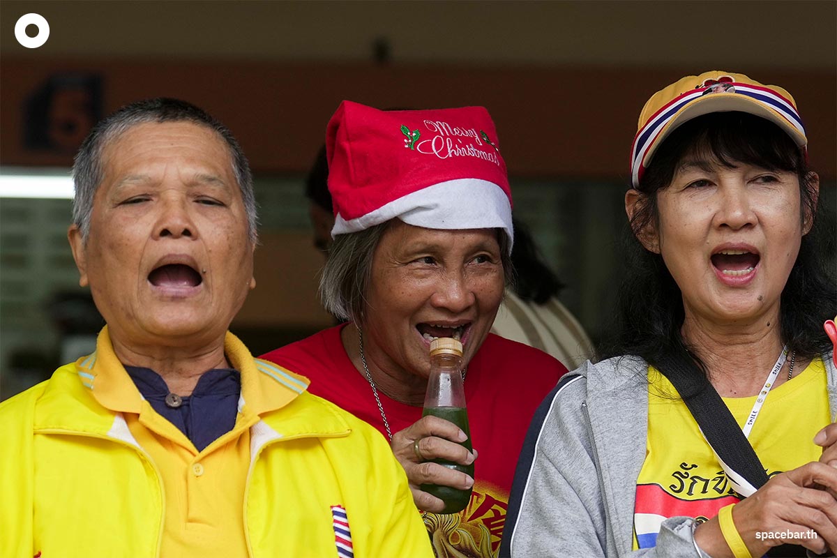 Former_yellow_shirt_protesters_file_complaint_against_MOU_44_SPACEBAR_Photo02_fa51f9b51f.jpg
