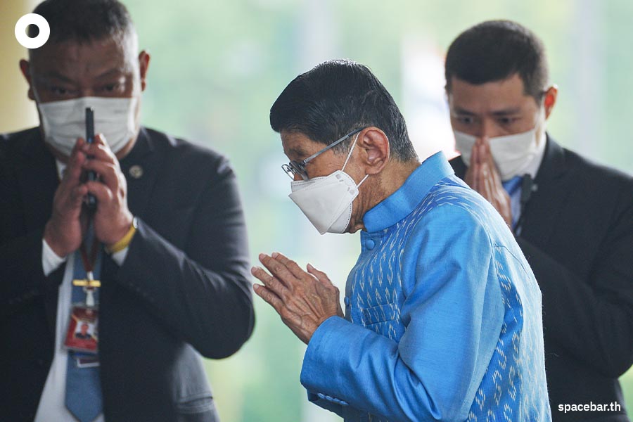 Government_Gloomy_Prayut_Prawit_PPRP_Ruamthaisangchart_Party_SPACEBAR_Photo05_5573b488c1.jpeg