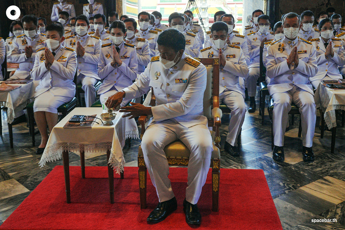 Governor_of_Bangkok_wishes_happy_birthday_Princess_Bajrakitiyabha_SPACEBAR_Photo01_ce21b156b0.jpg