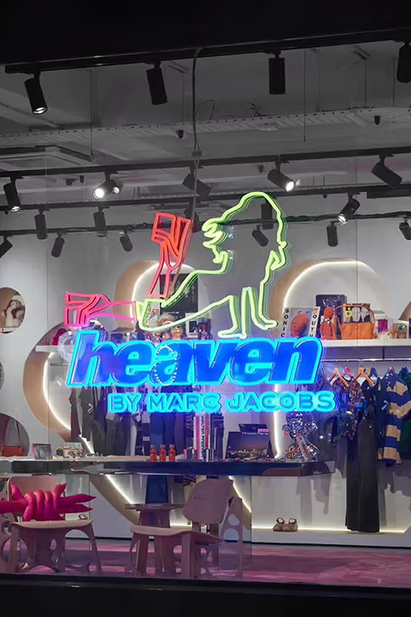 Heaven_by_Marc_Jacobs_first_store_in_london_SPACEBAR_Photo01_227d4ecc1f.jpeg