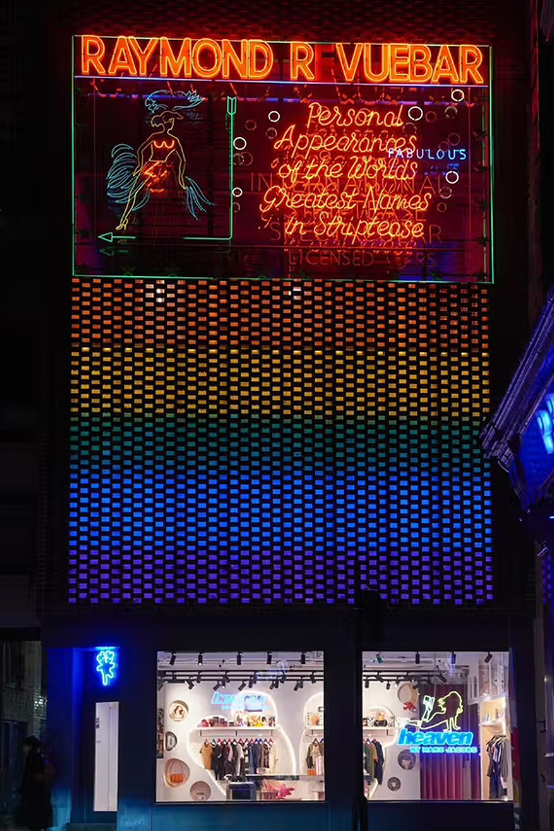 Heaven_by_Marc_Jacobs_first_store_in_london_SPACEBAR_Photo02_b79d6d2d71.jpeg