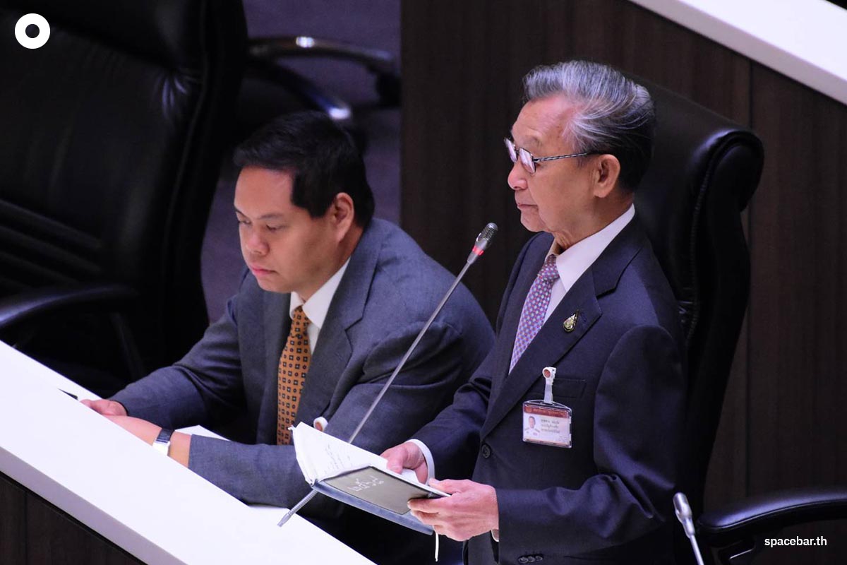 House_of_Representatives_meeting_on_motion_of_censure_and_Thaksin_name_SPACEBAR_Photo03_0fd0526390.jpg