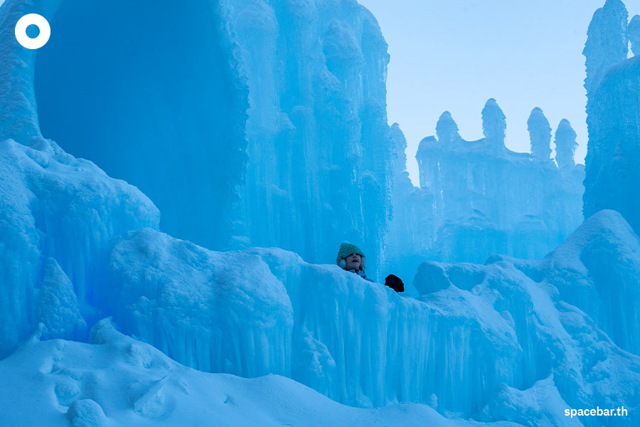 Ice_Castles_North_Woodstock_New_Hampshire_us_minus_17_celsius_SPACEBAR_Photo07_757831e426.jpeg
