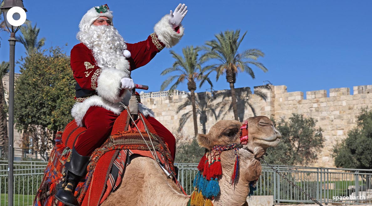 Issa_Kassissieh_former_basketball_captain_christmas_Santa_Claus_Jerusalem_SPACEBAR_Photo02_b38f5f79aa.jpeg