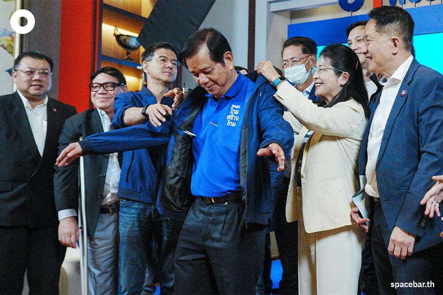 Karun_Chavalit_Thai_Sang_Thai_Party_Gratitude_SPACEBAR_Photo06_d605fc22b5.jpeg