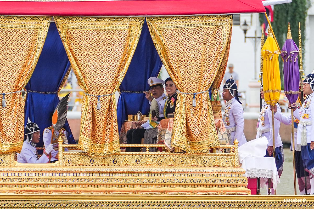 King_rama_10_Payuyatra_on_the_way_to_Chonmark_2024_SPACEBAR_Photo00_dd031a1f06.jpg