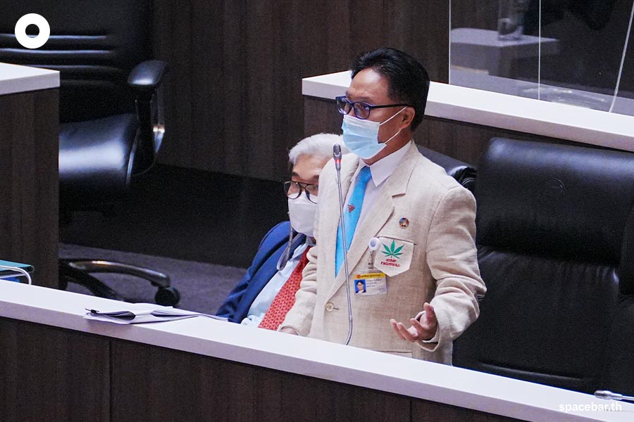 M_Ps_debate_and_criticize_the_cannabis_bill_SPACEBAR_Photo03_36b954b427.jpeg