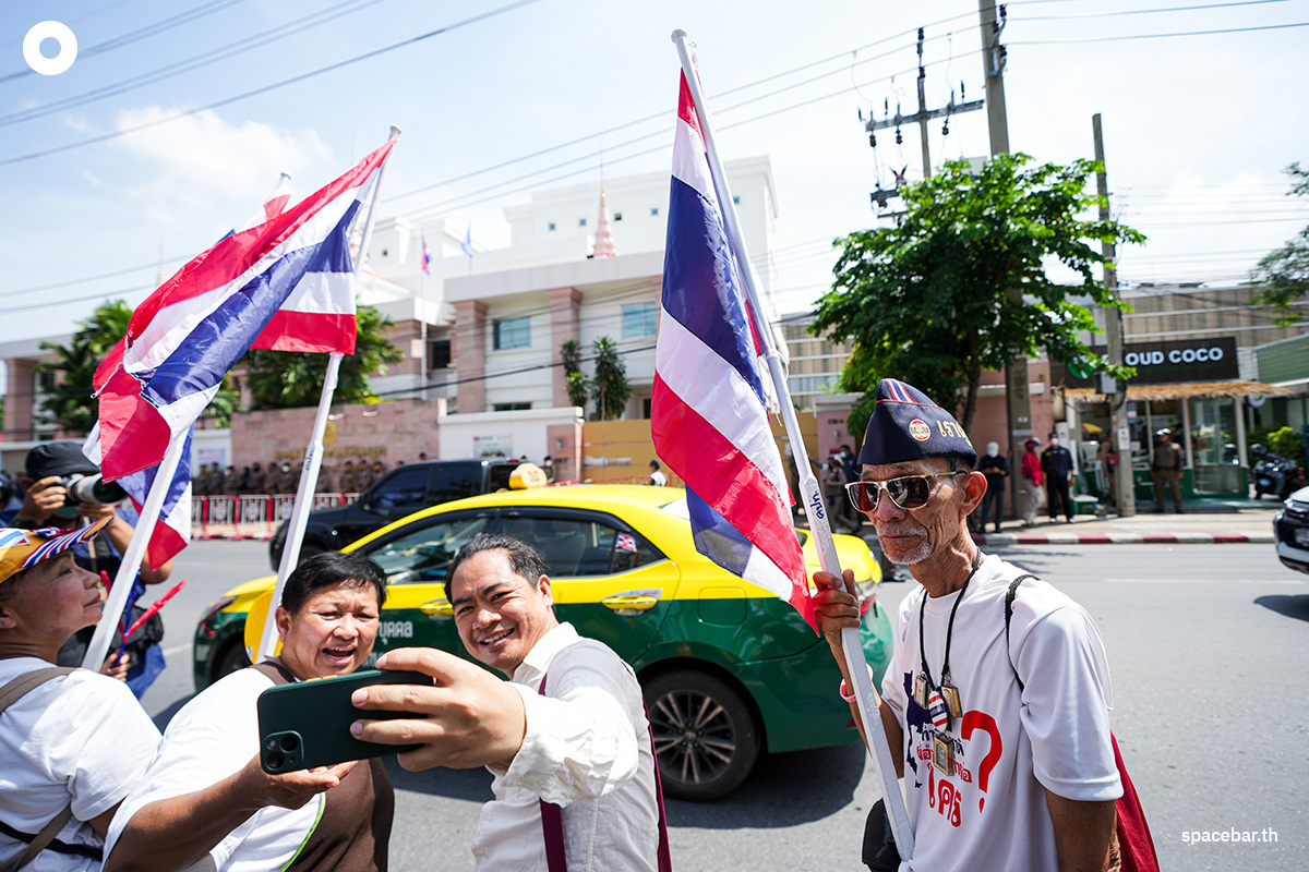PhotoStory-บรรยากาศการชุมนุมของ คปท.หน้าสถานทูตราชอาณาจักรกัมพูชาประจำประเทศไทย