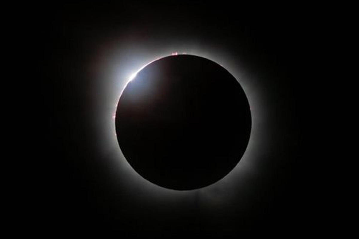 NARIT_Solar_Maximum_Eclipse_SPACEBAR_Photo02_61a5f8121e.jpg