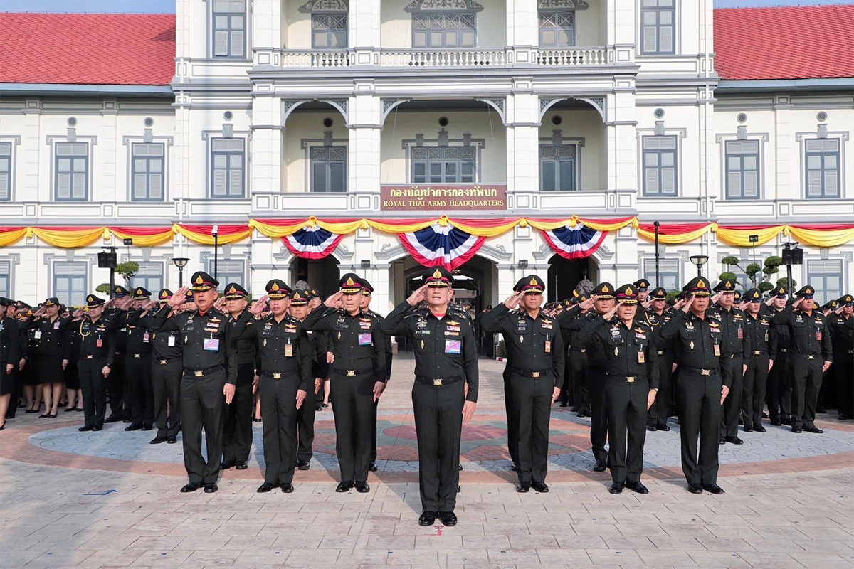 National_Flag_Day_Thai_Army_SPACEBAR_Photo03_2218445acf.jpg