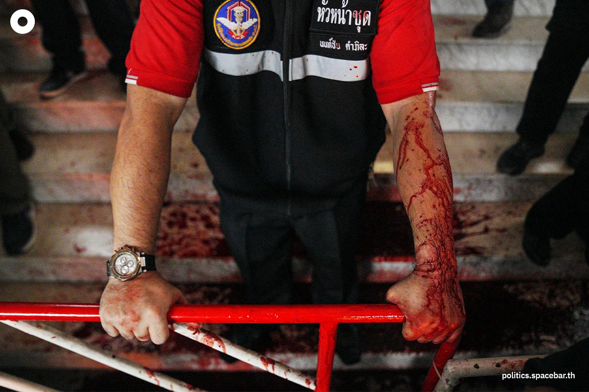 Orange_Shirt_Mob_Go_to_Pheu_Thai_Party_SPACEBAR_Photo05_f9dc759887.jpeg
