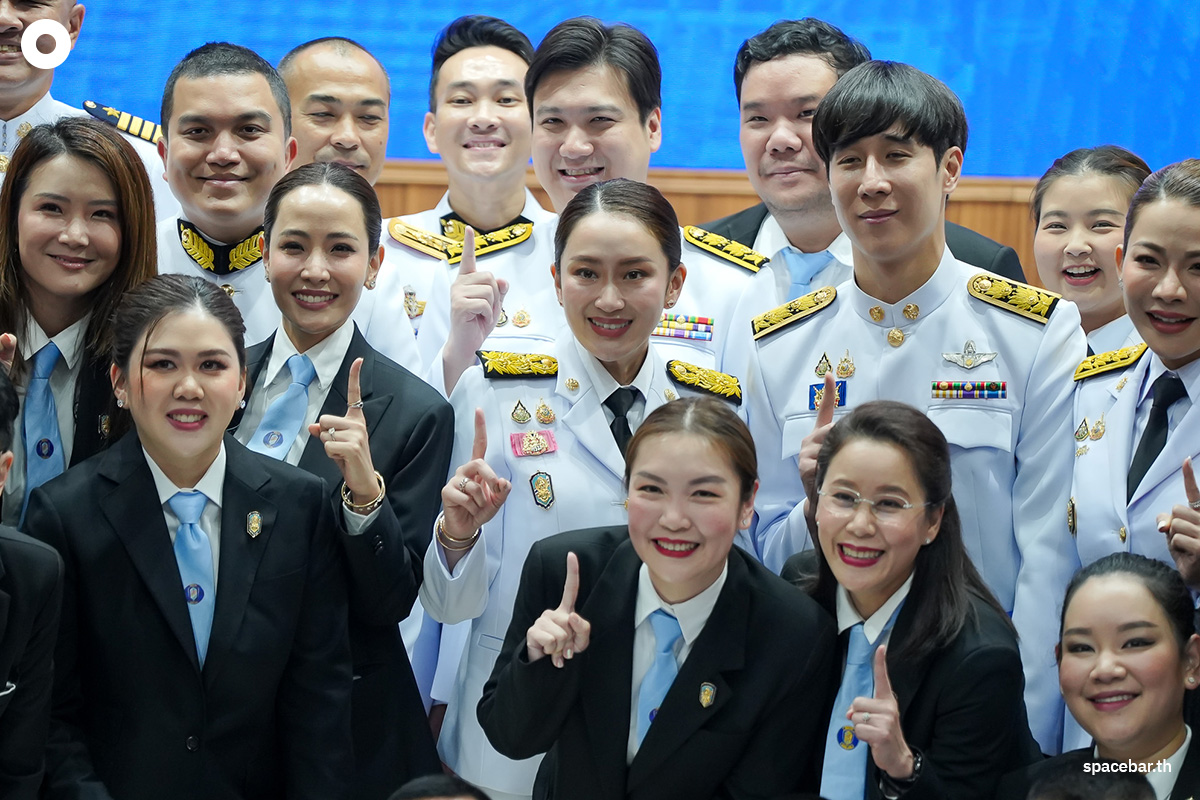 Paetongtarn_completed_the_course_of_thaindc_SPACEBAR_Photo01_65cfa373ec.jpg