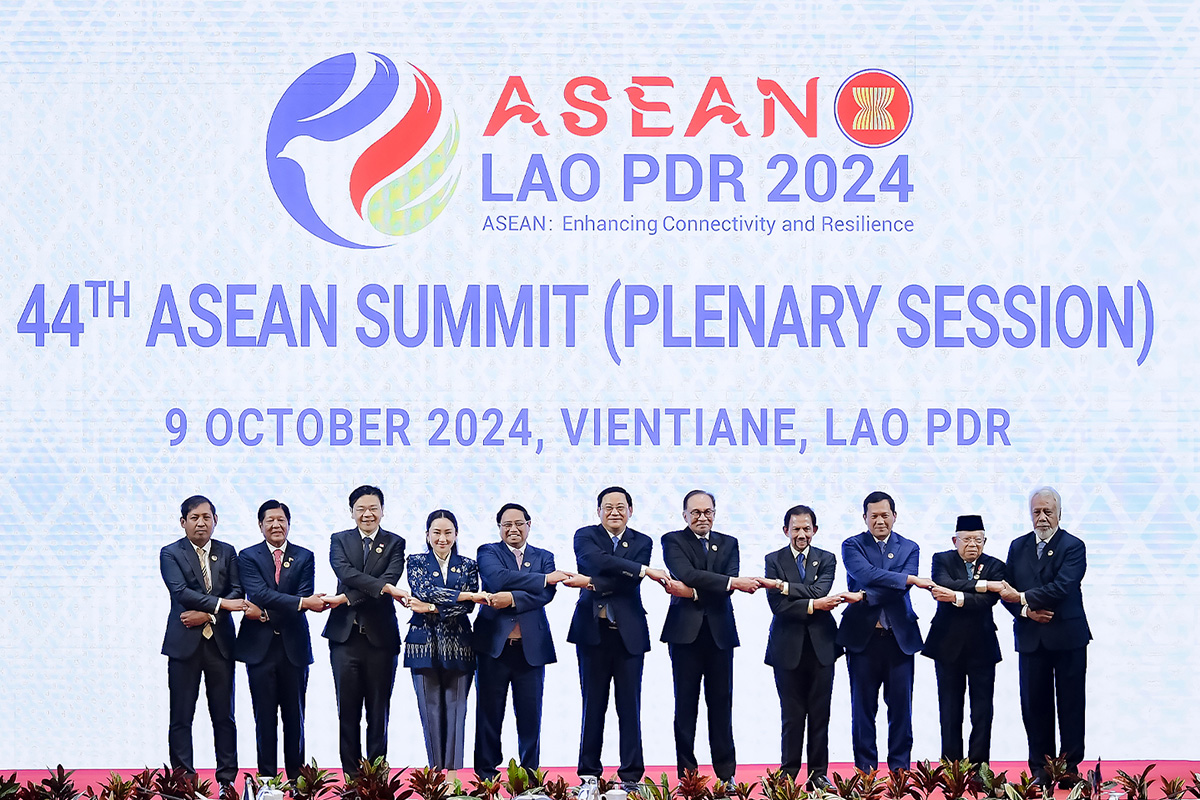 Paetongtarn_presented_vision_at_the_44_th_ASEAN_Summit_SPACEBAR_Photo00_92367794be.jpg