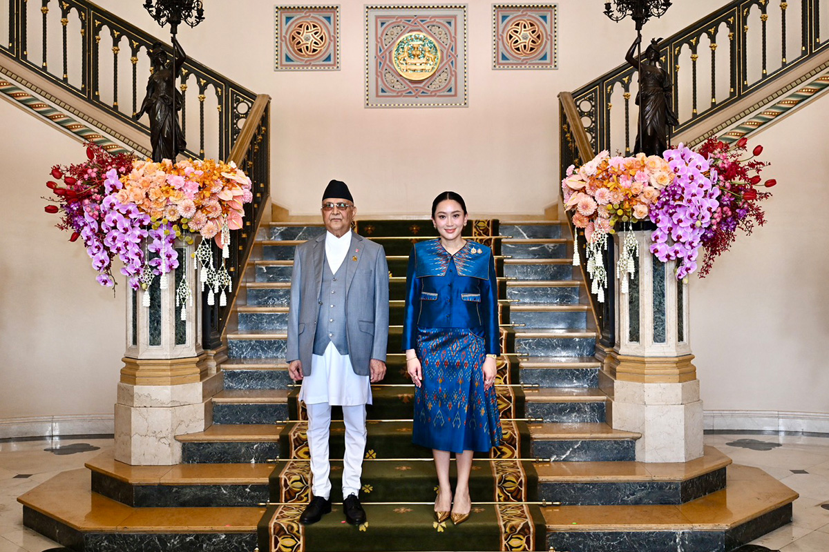 Paetongtarn_welcomes_the_Prime_Minister_of_Nepal_SPACEBAR_Photo03_4c80993b0f.jpg