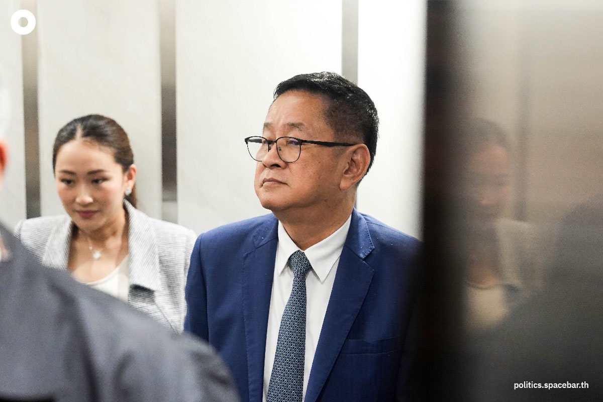 Pheu_Thai_Party_discusses_Moveforword_Party_Vote_for_the_Prime_Minister_SPACEBAR_Photo02_9533fdf987.jpeg