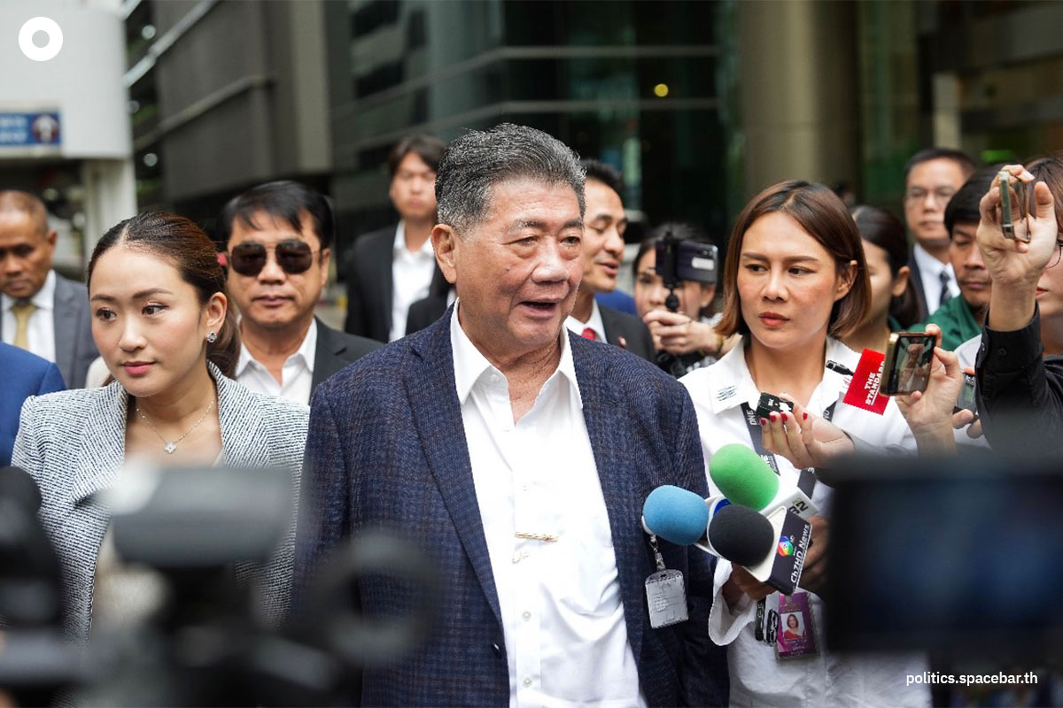 Pheu_Thai_Party_discusses_Moveforword_Party_Vote_for_the_Prime_Minister_SPACEBAR_Photo03_427063e72e.jpeg