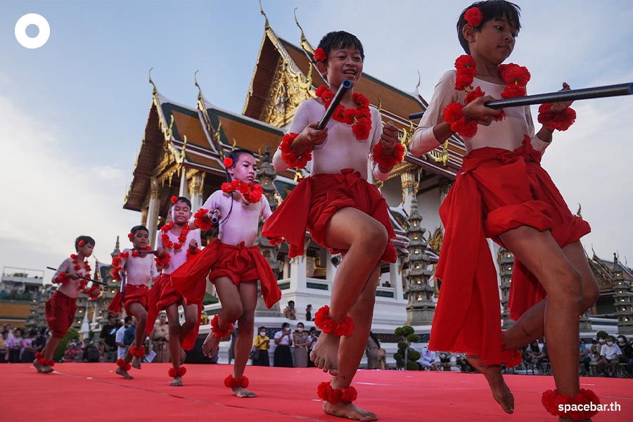 Photo_Story_215_Wat_Suthat_Songtaai_Pee_SPACEBAR_Photo01_ad5bf981c8.jpeg