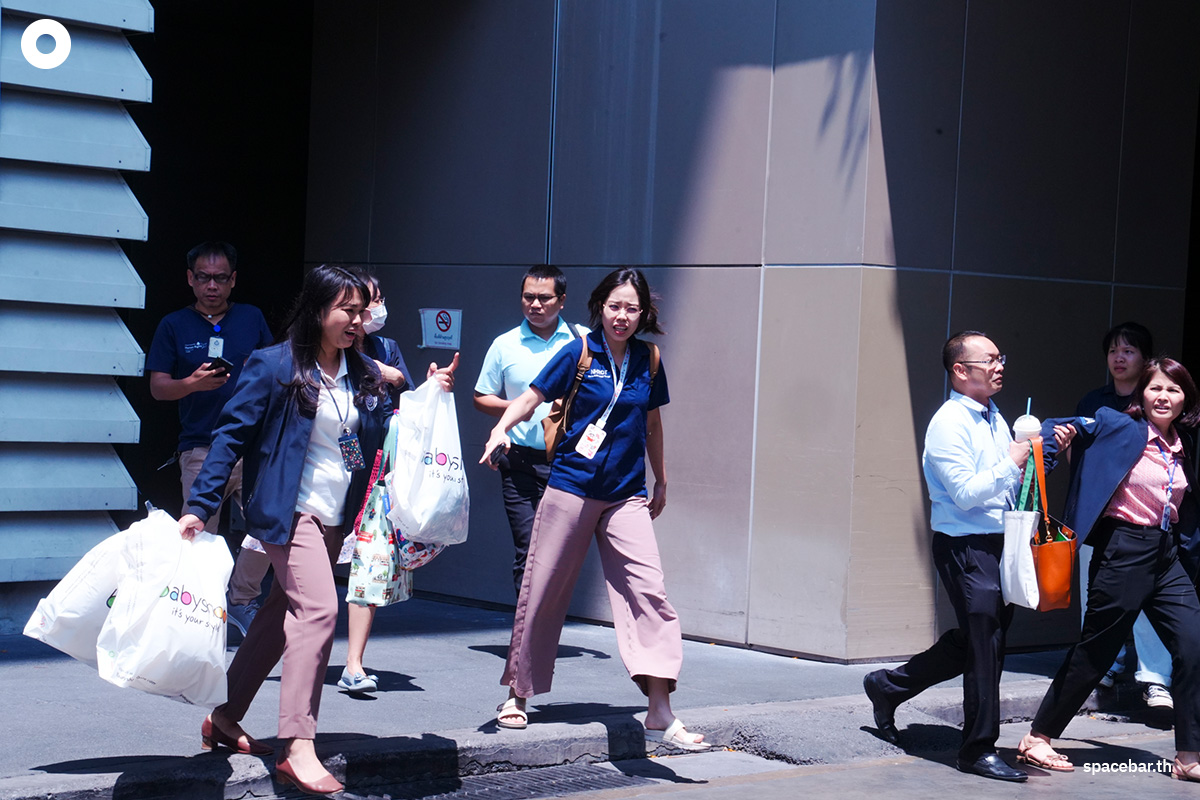Photo_Story_Bangkok_Earthquake_SPACEBAR_Photo08_4e5cabbeaa.jpg