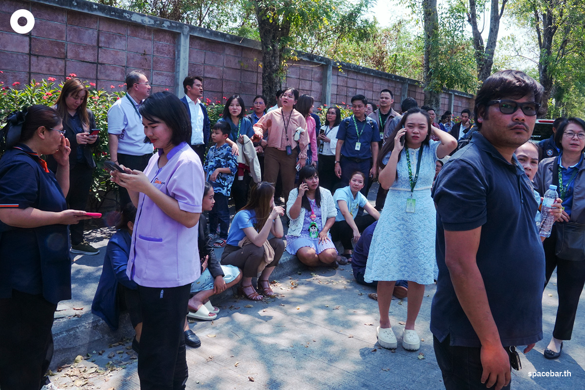 Photo_Story_Bangkok_Earthquake_SPACEBAR_Photo09_f9bae744d0.jpg