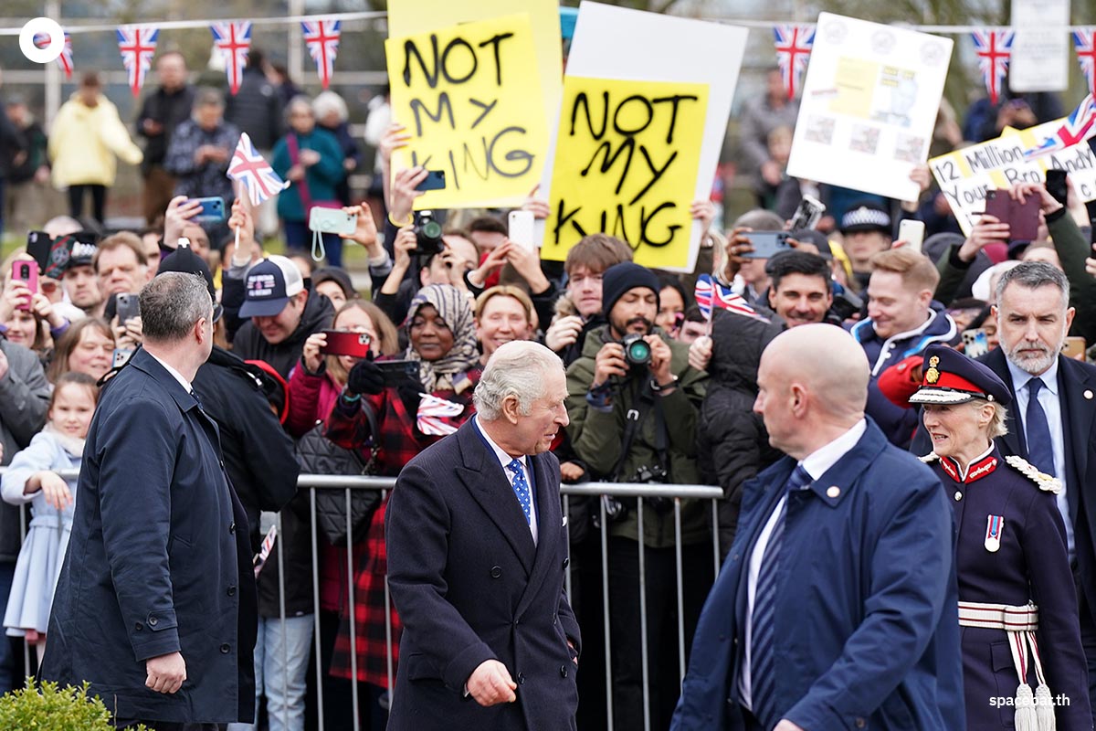 Photo_Story_Not_My_King_SPACEBAR_Photo00_1a2c8c8d02.jpeg