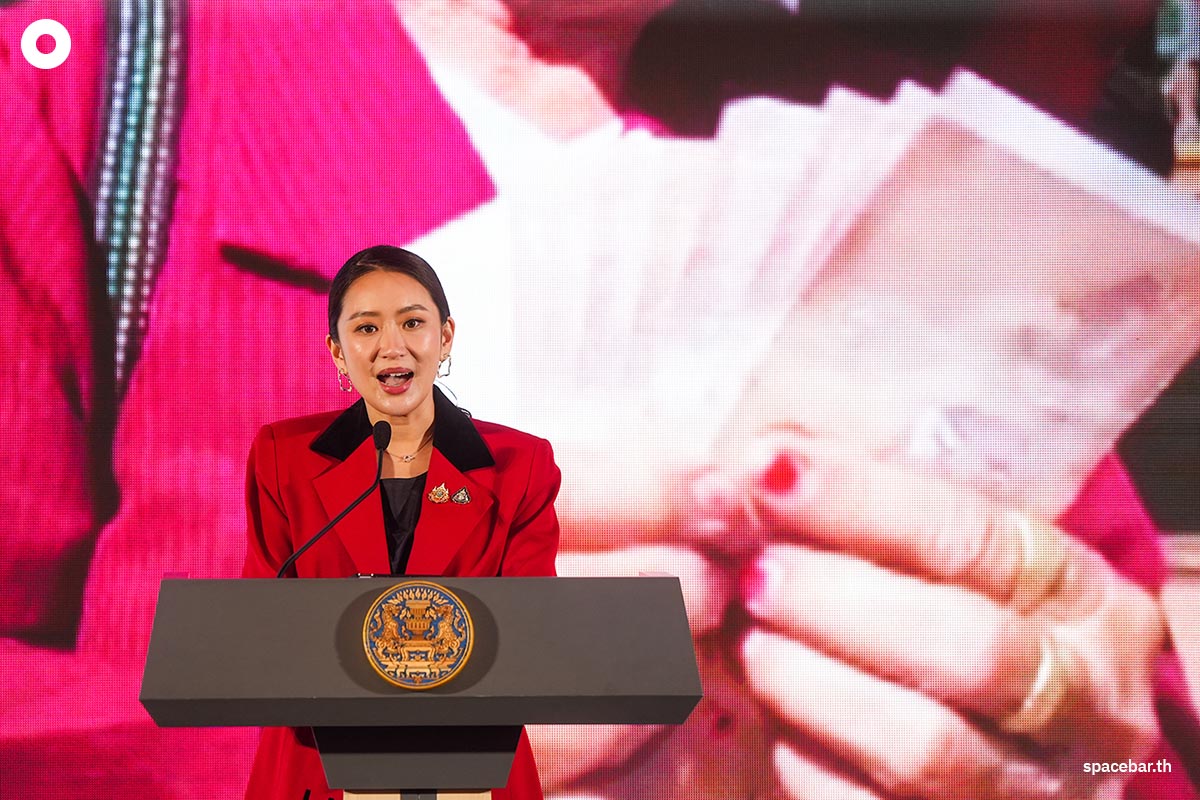 Photo_Story_Prime_Minister_s_Office_Digital_Wallet_SPACEBAR_Photo00_f11d35035a.jpg