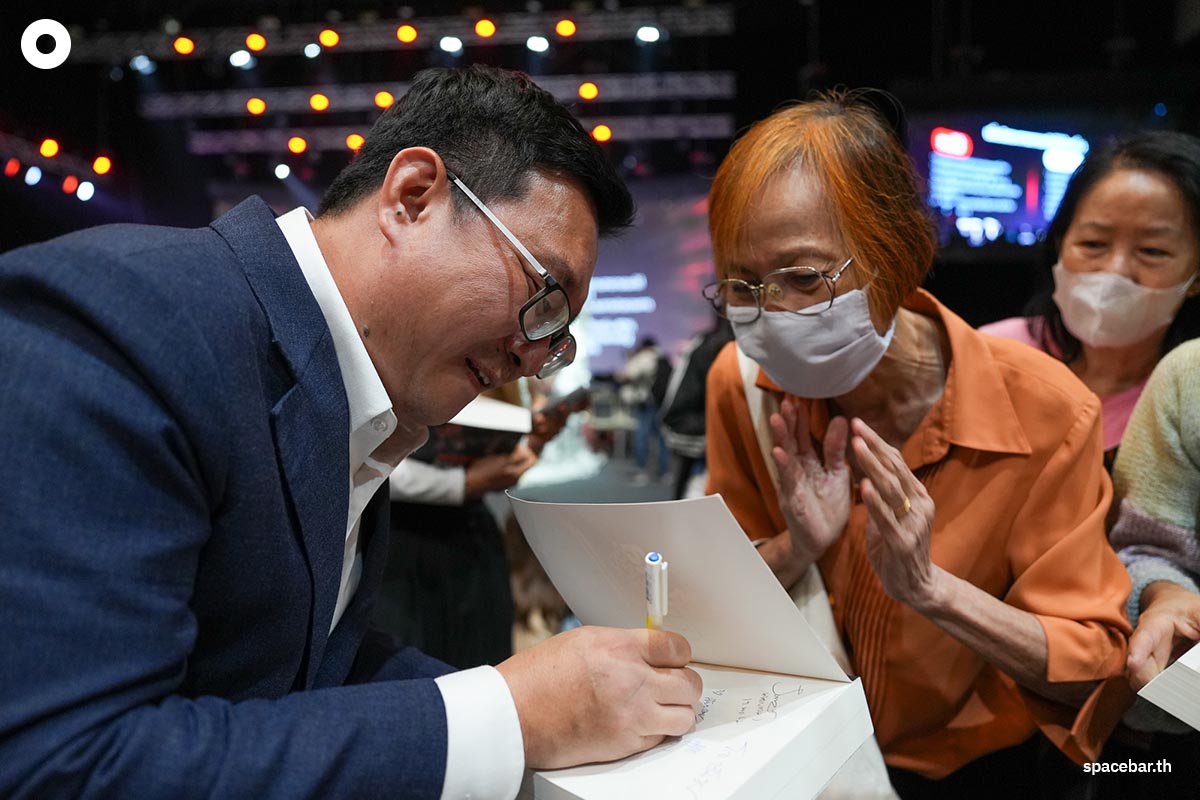 Photo_Story_chaitawat_the_Big_Bang_event_of_Move_Forward_Party_SPACEBAR_Photo03_438ed79507.jpg