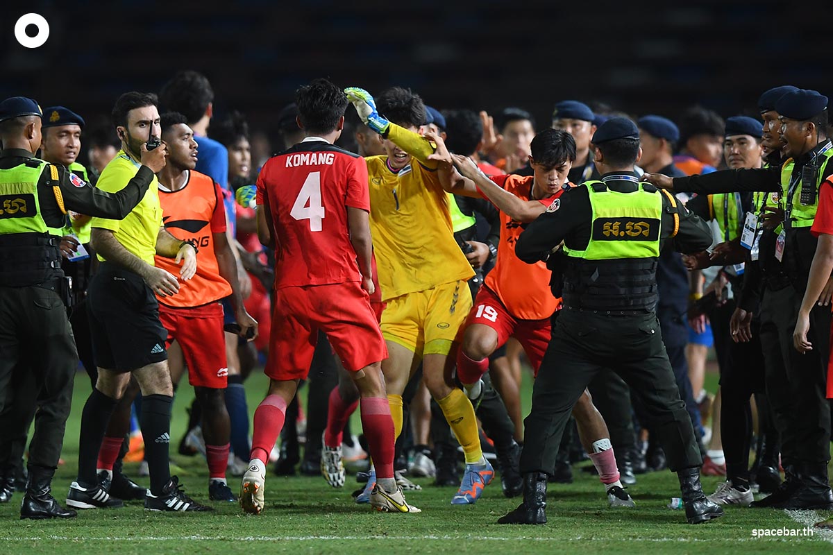 Photo_story_SEA_Games_football_final_match_SPACEBAR_Photo08_55a25313a2.jpeg