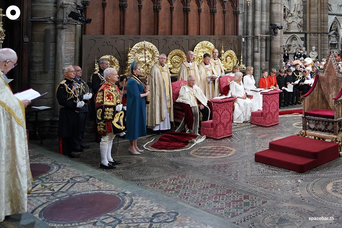Photo_story_in_the_west_minster_abbey_SPACEBAR_Photo05_1da7ee7e09.jpeg