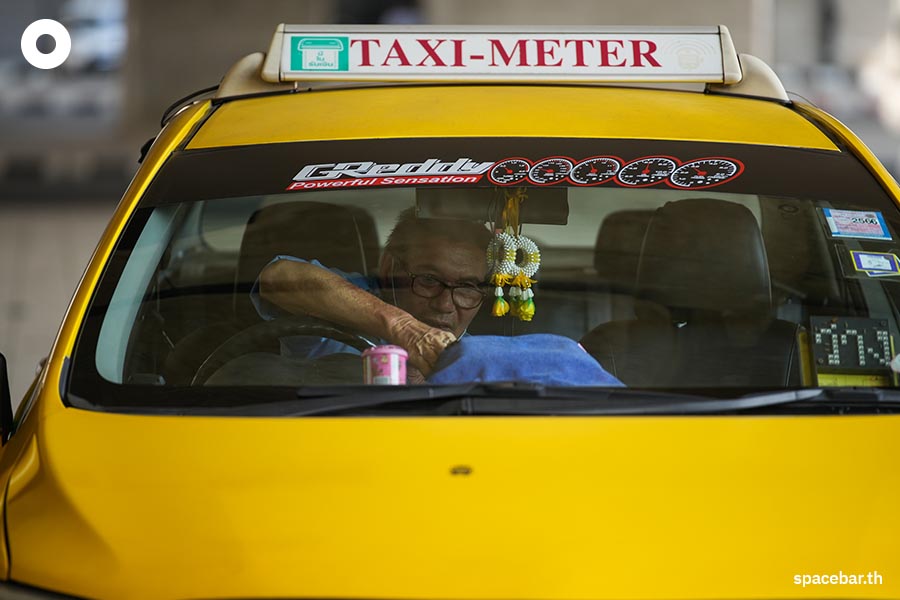 Photostory_Taxi_meter_rising_fare_first_time_in_8_years_SPACEBAR_Photo02_b588fbbde2.jpeg