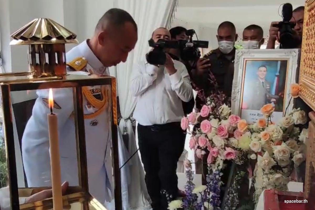 Police_mourn_the_death_of_honest_police_officer_SPACEBAR_Photo02_06b9d49535.jpeg