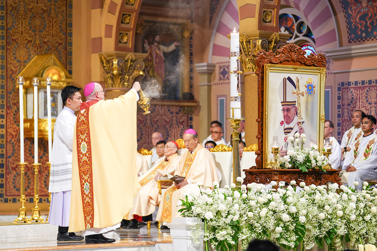 Pope_Francis_SPACEBAR_Hero_0c522d2698.jpg
