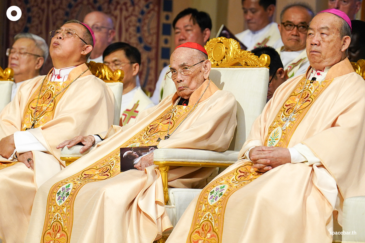 Pope_Francis_SPACEBAR_Photo02_6af97567f8.jpg